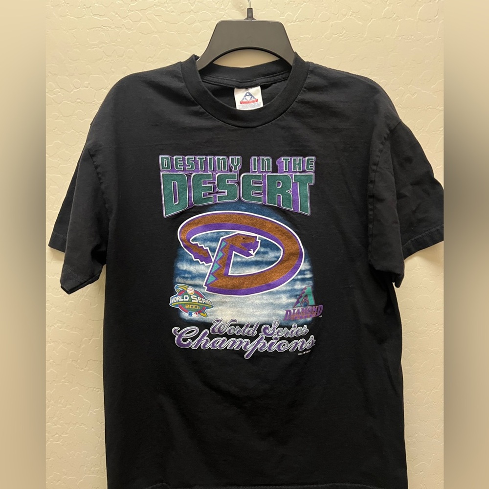 Vintage 2001 Arizona Diamondbacks World Series Championship Black Graphic Tee